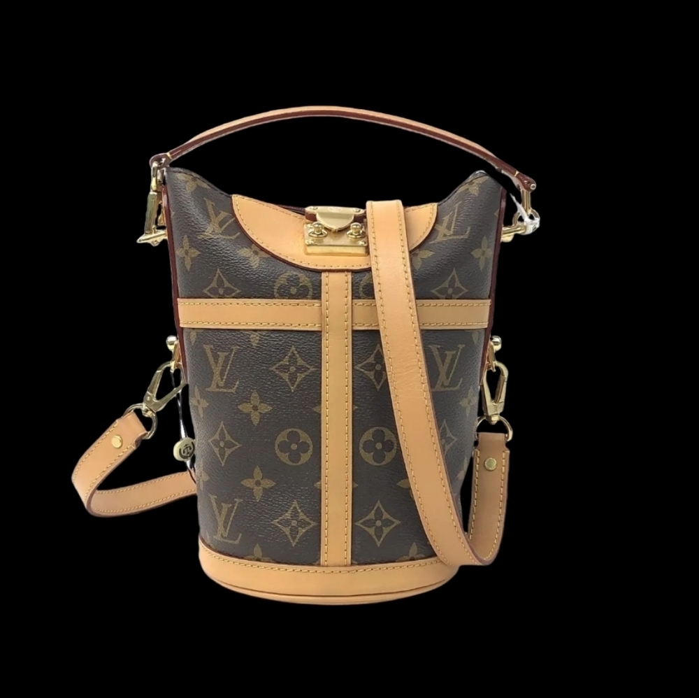 LOUIS VUITTON Monogram Duffle Bag.